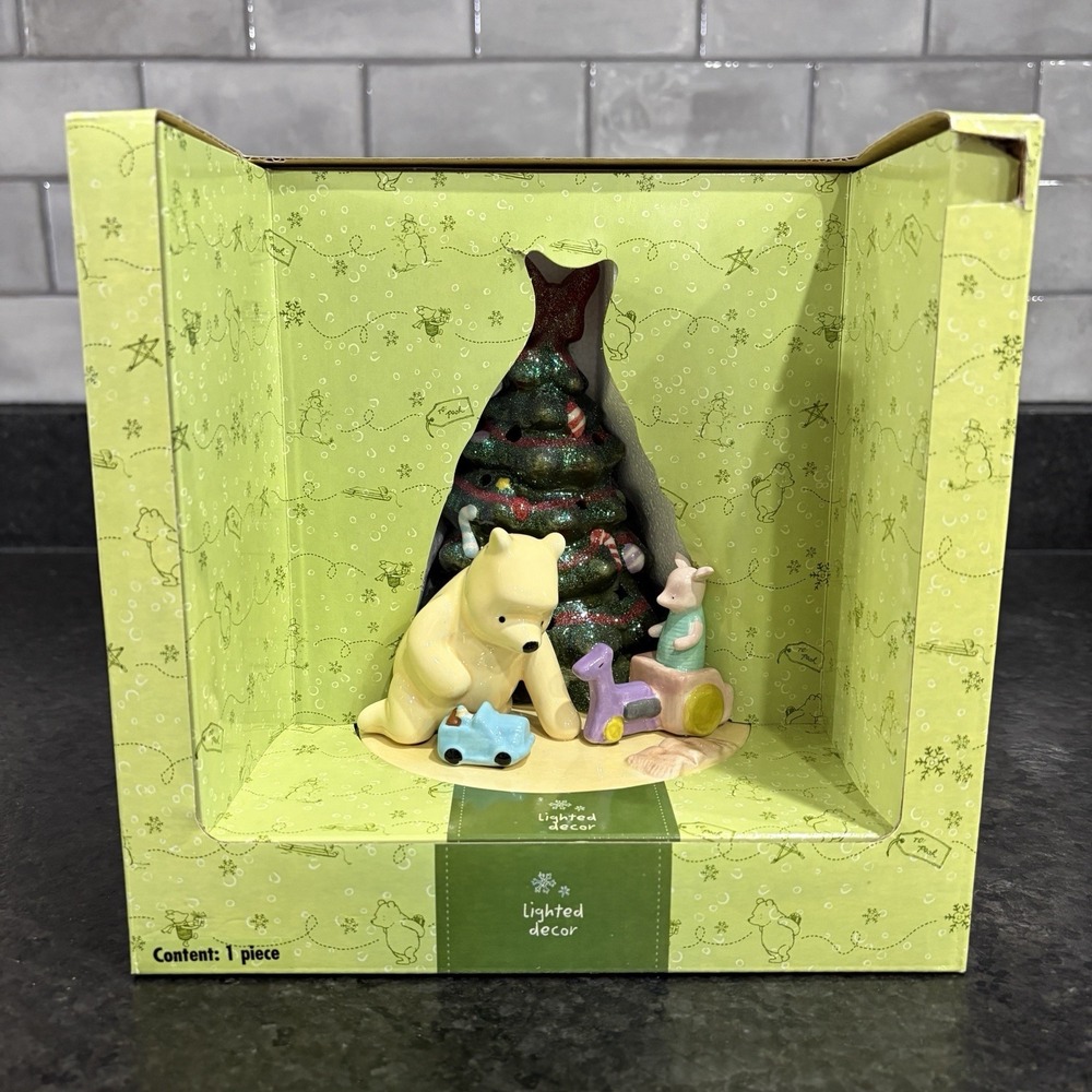 Disney Classic Pooh & Piglet The 100 Acre Wood Lighted Christmas Tree Decor NEW